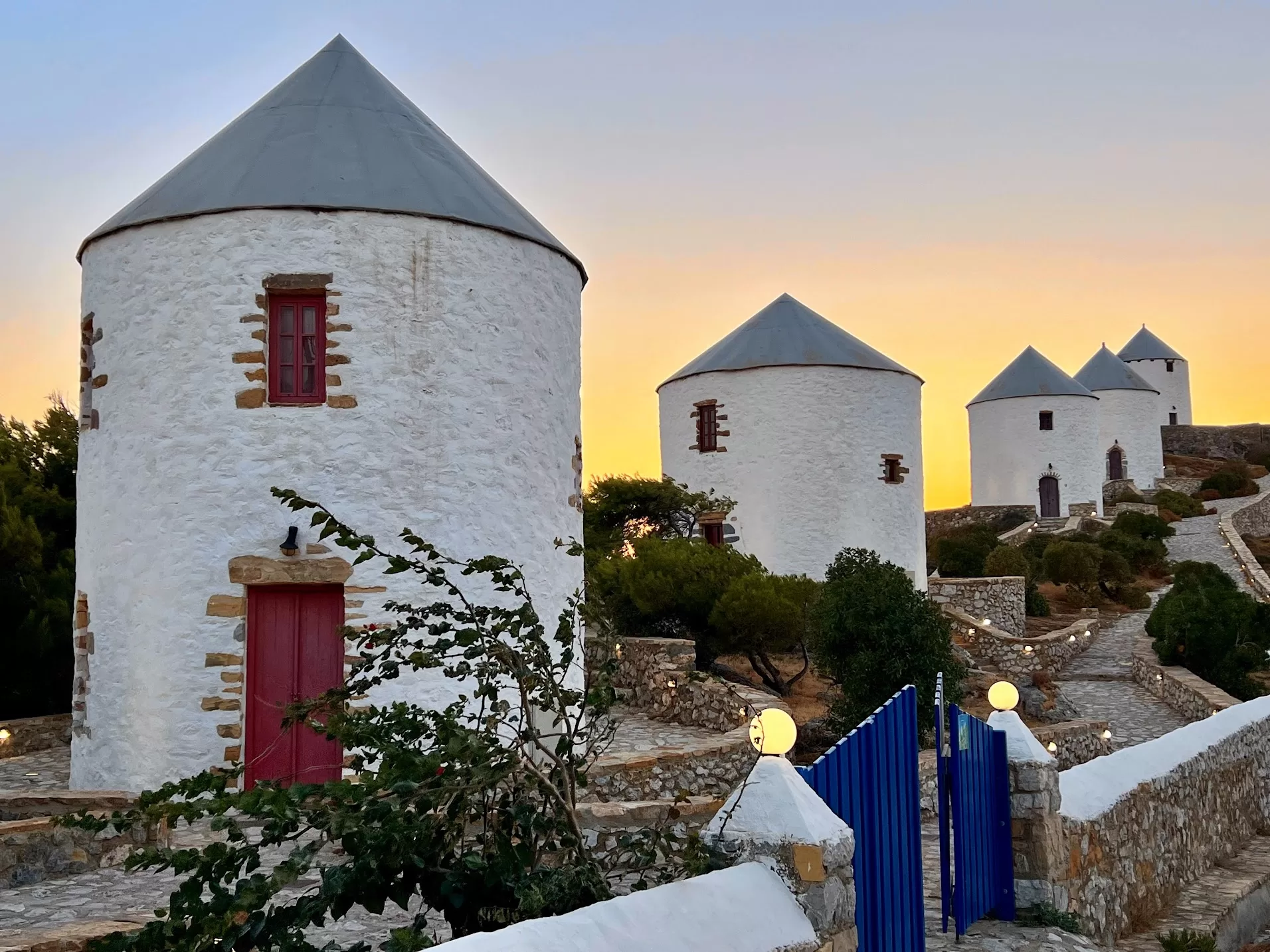 the Ultimate Leros Greece travel guide Λέρος windmills