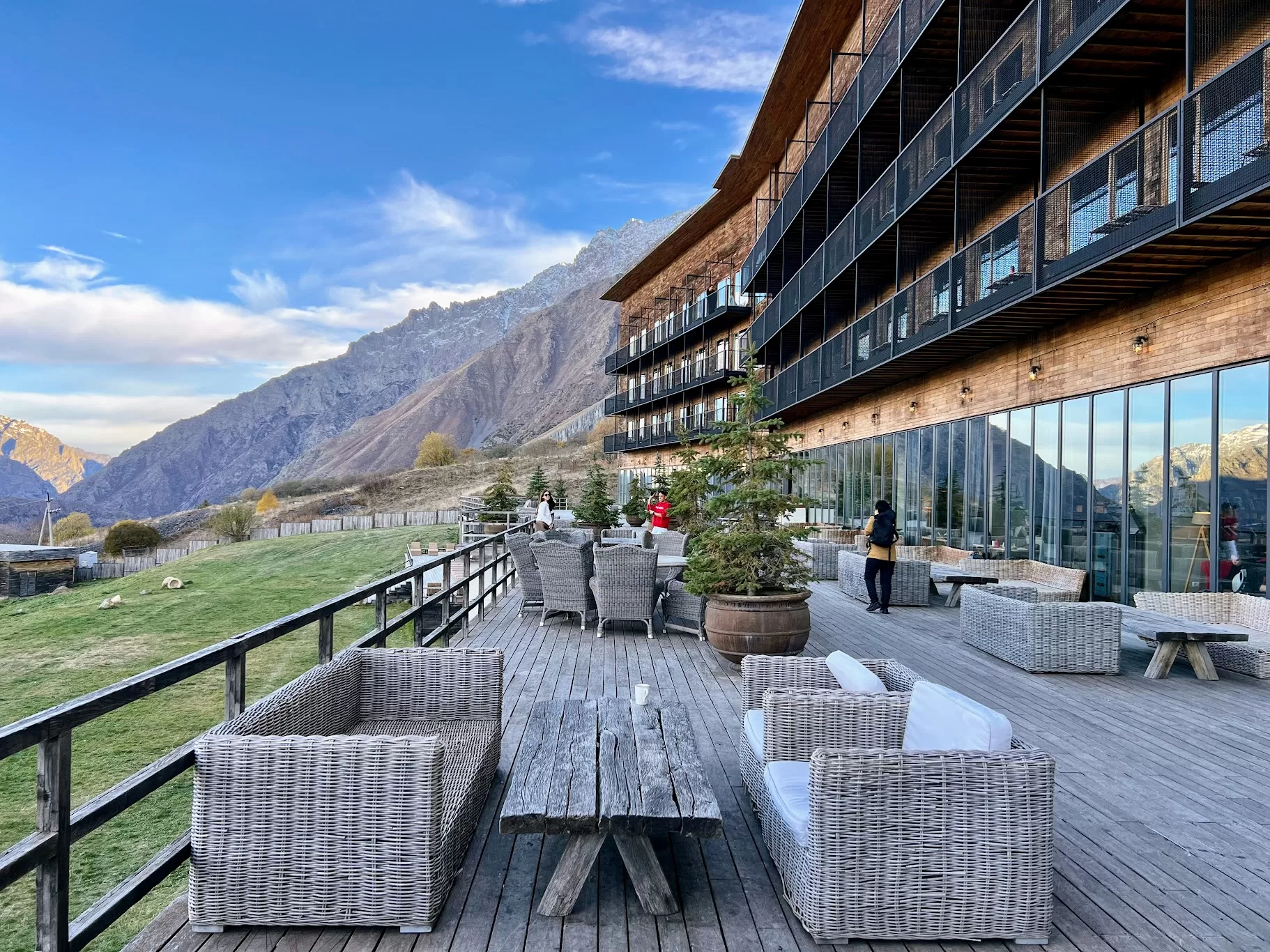 rooms hotel kazbegi georgia