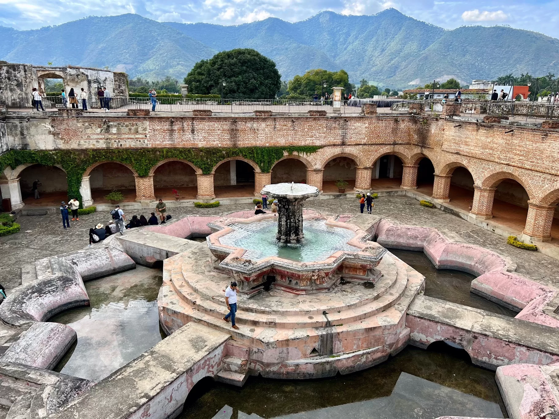 Iglesia de la Merced & Convento de la Merced antigua guatemala church convent fountain top best can't miss sights ruins to visit