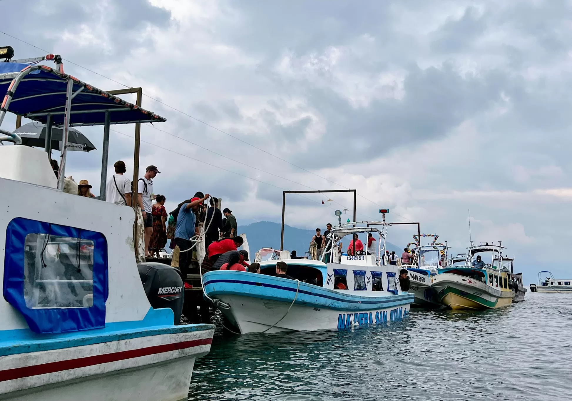 photos of lake atitlan guatemala lancha boat